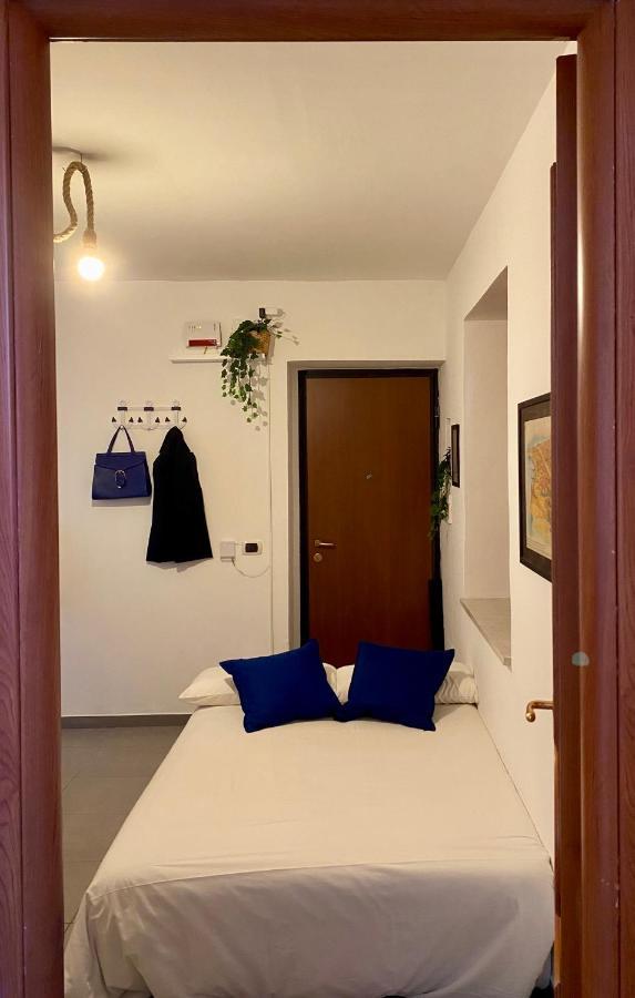 Casa Con Terrazzo In Centro Appartement Napels Buitenkant foto
